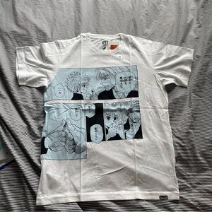 Uniqlo x Hunter x Hunter White Graphic T-shirt (NWT)